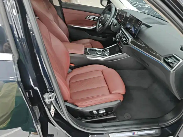 BMW 3 Series — Фото автомобиля 24