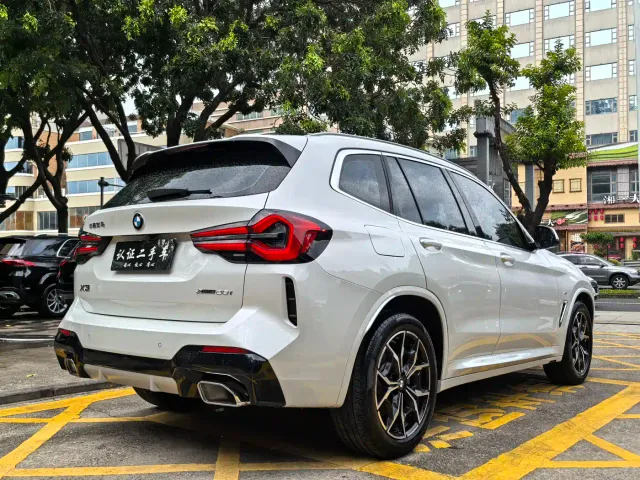 BMW X3 — Фото автомобиля 4