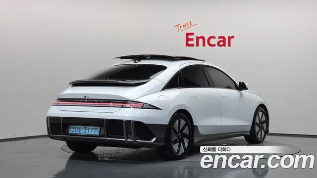 Hyundai Ioniq 6 — Фото автомобиля 2