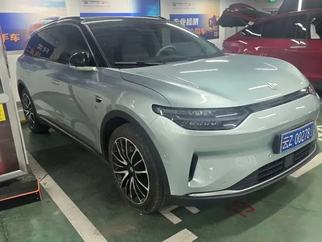 Leapmotor C11 — Фото автомобиля 3