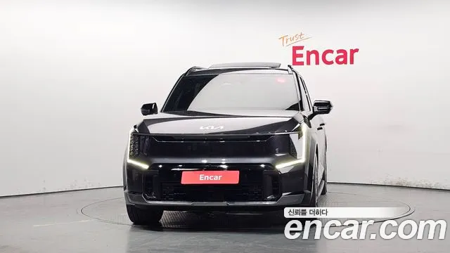 Kia EV9 — Фото автомобиля 3
