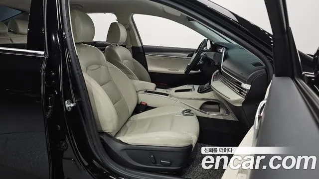 Hyundai Grandeur Grandeur (New) — Фото автомобиля 10