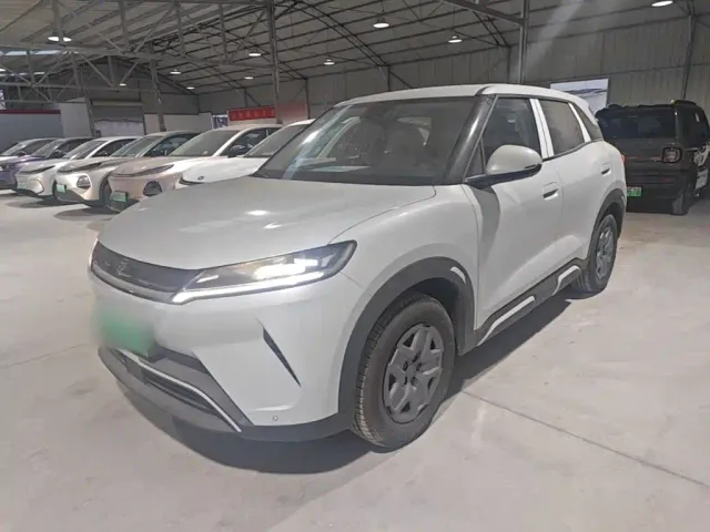 Фотография автомобиля — BYD Yuan UP