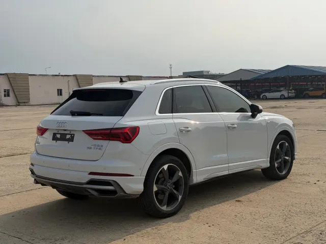 Audi Q3 — Фото автомобиля 6