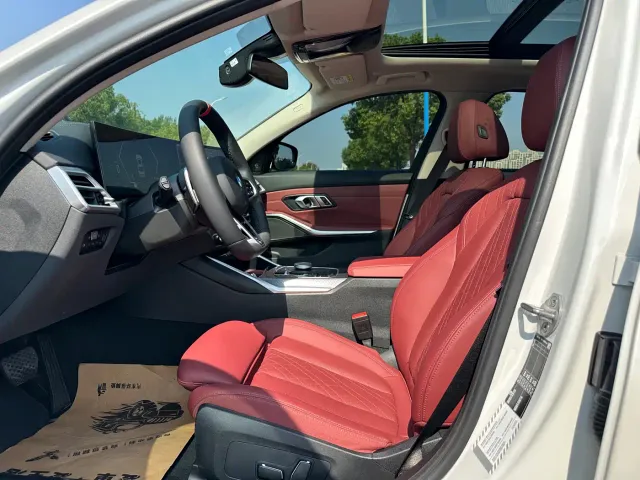 BMW 3 Series — Фото автомобиля 10