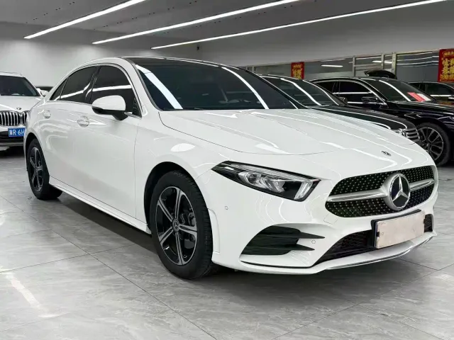 Mercedes-Benz A-Class — Фото автомобиля 3