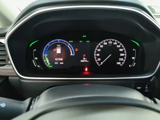 Honda Odyssey — Фото автомобиля 11