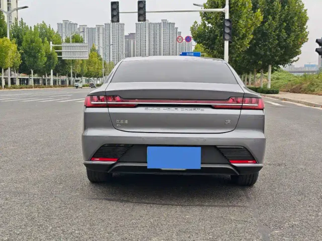 BYD Han — Фото автомобиля 14
