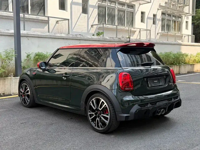 MINI John Cooper Works — Фото автомобиля 7