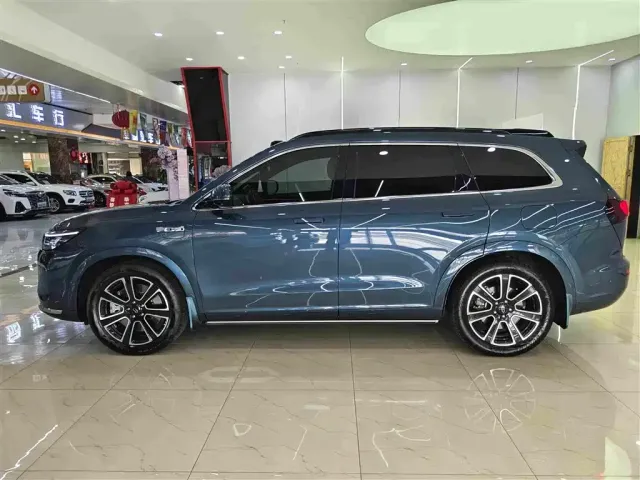 AITO Wenjie AITO M7 2024 1.5T Smart Drive 4WD Ultra 6-seater — Фото автомобиля 7