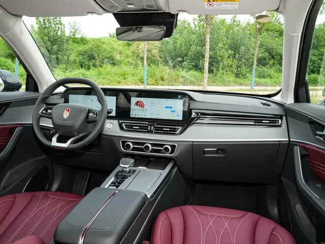 Hongqi HS5 — Фото автомобиля 19