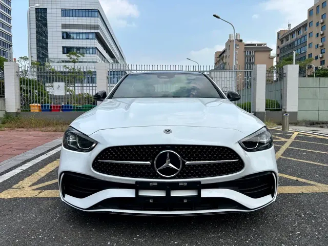 Mercedes-Benz C-Class — Фото автомобиля 2