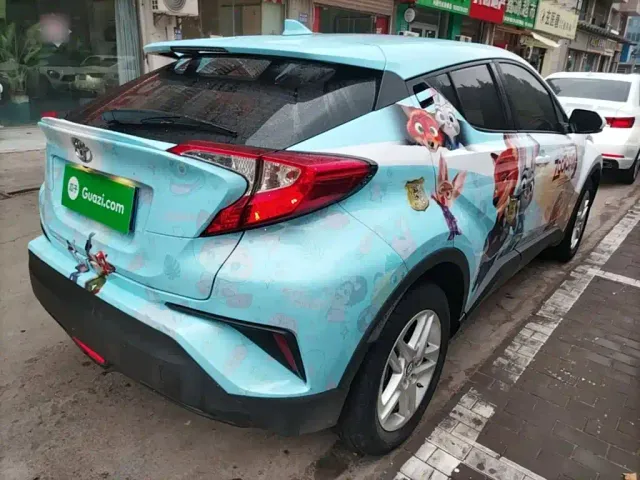 Toyota C-HR — Фото автомобиля 6