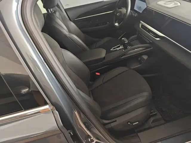 Geely Xingyue L — Фото автомобиля 24