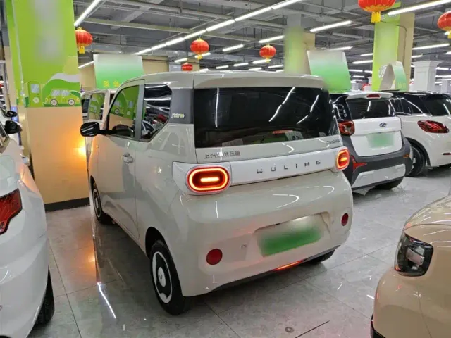 Wuling Hongguang Mini EV — Фото автомобиля 4