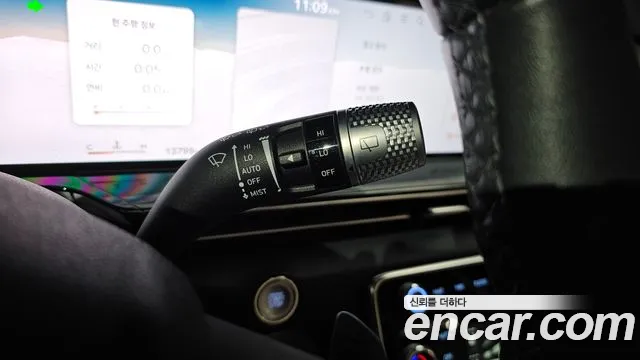 Genesis GV80 — Фото автомобиля 28