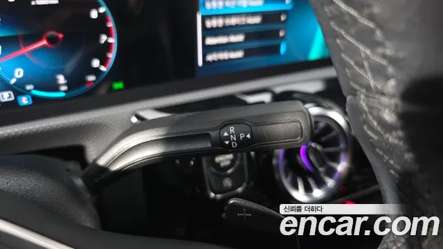 Mercedes-Benz A-Class W177 — Фото автомобиля 9
