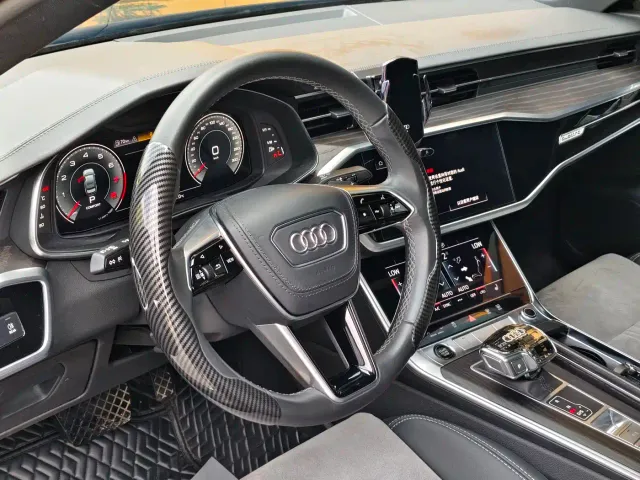 Audi A6L — Фото автомобиля 10