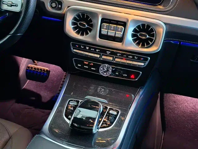Mercedes-Benz G-Class — Фото автомобиля 11
