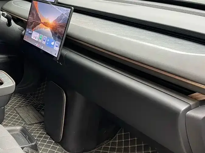Exeed Exlantix ET 2024 Model Extended Range 200 Pro+ — Фото автомобиля 8