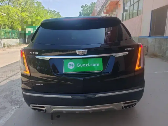Cadillac XT5 — Фото автомобиля 3