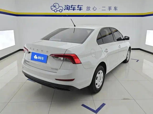 Škoda Rapid 2019 Facelift 1.5L Automatic Standard Version China VI — Фото автомобиля 3