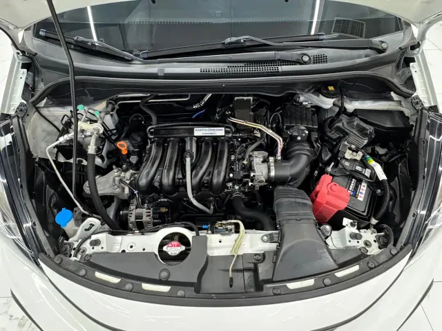 Honda Fit — Фото автомобиля 18