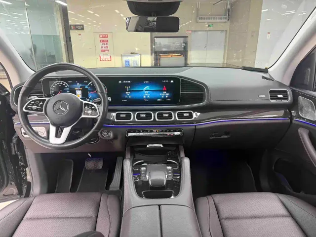 Mercedes-Benz GLE-Class — Фото автомобиля 11