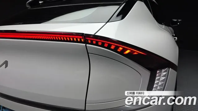 Kia EV6 — Фото автомобиля 8