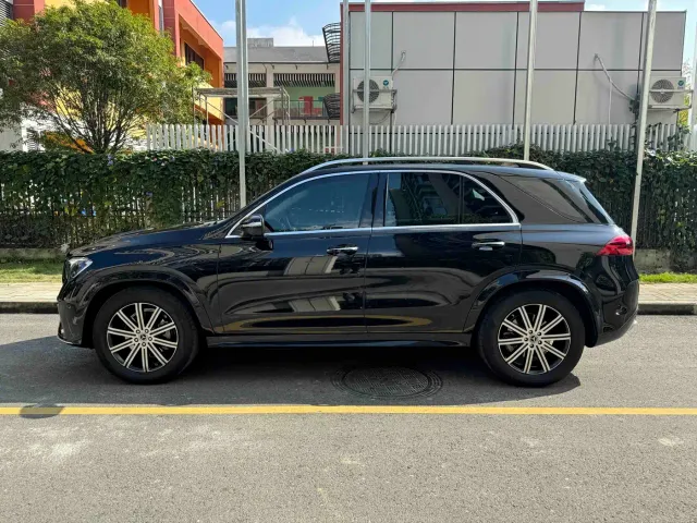 Mercedes-Benz GLE-Class — Фото автомобиля 5