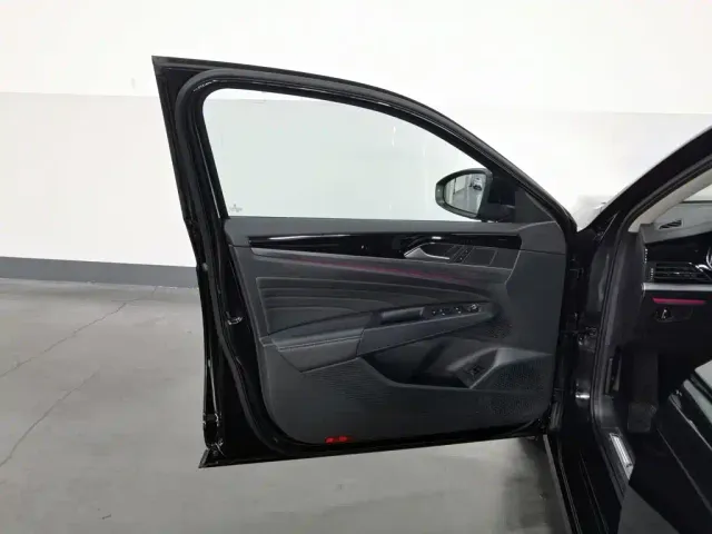Volkswagen Passat — Фото автомобиля 8