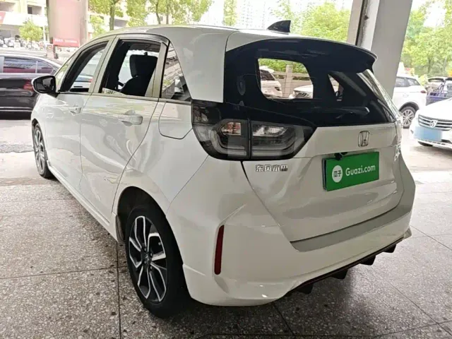 Honda LIFE 2021 1.5L CVT SPORT Heartbeat Edition — Фото автомобиля 4