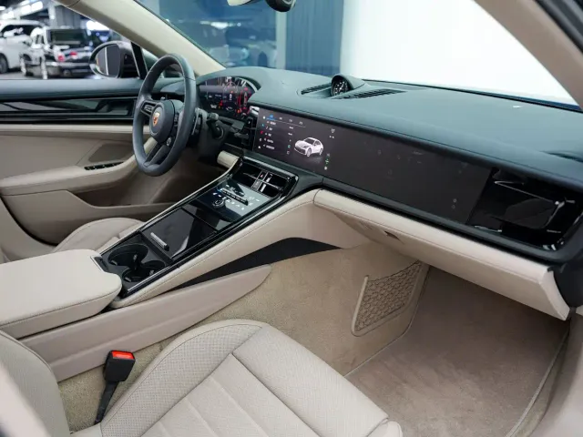 Porsche Panamera — Фото автомобиля 13