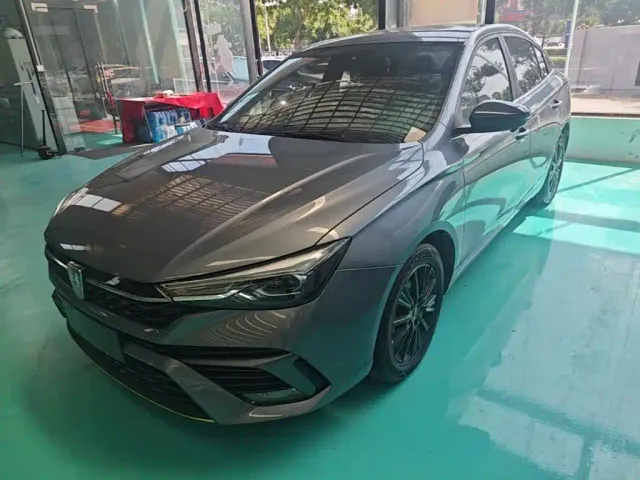 Фотография автомобиля — Roewe i5