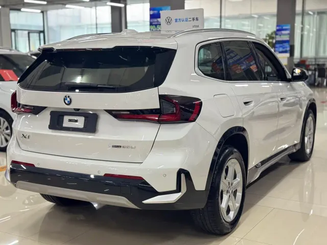 BMW X1 — Фото автомобиля 11