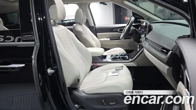 Kia Carnival 4th Gen — Фото автомобиля 18