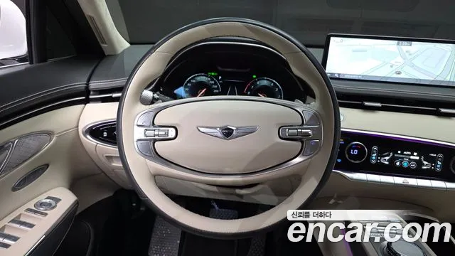 Genesis GV70 — Фото автомобиля 13