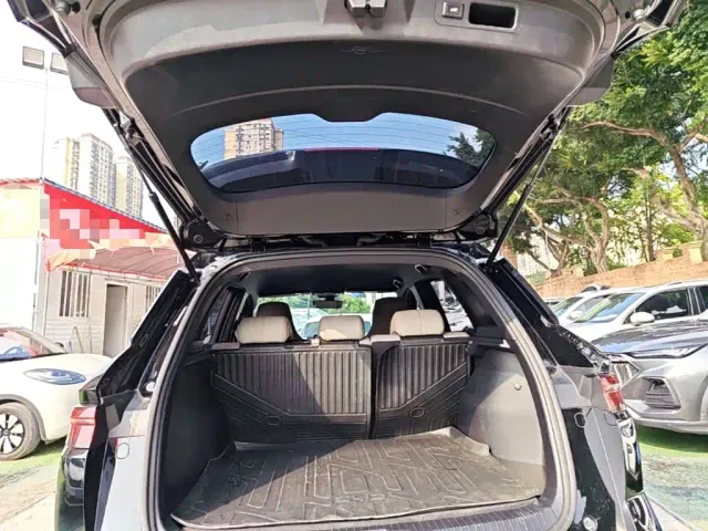 BYD Song Pro — Фото автомобиля 18