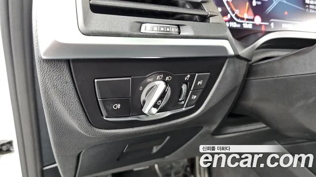 BMW X4 xDrive20i M Sport — Фото автомобиля 24