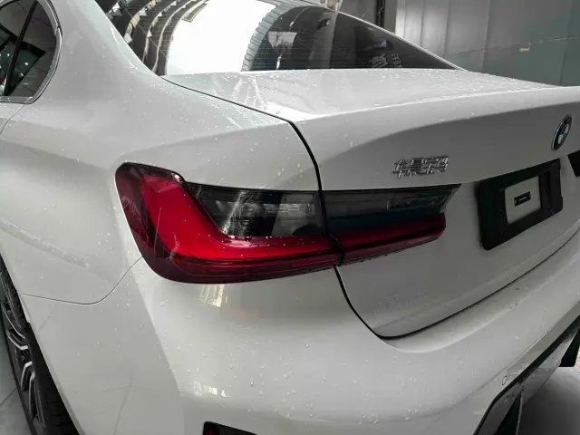 BMW 3 Series — Фото автомобиля 21
