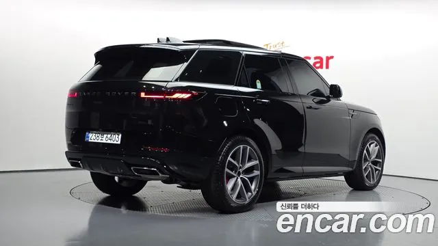 Land Rover Range Rover Sport — Фото автомобиля 2