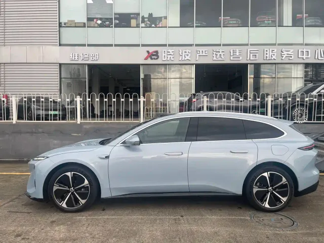 Nio ET5 Touring — Фото автомобиля 7
