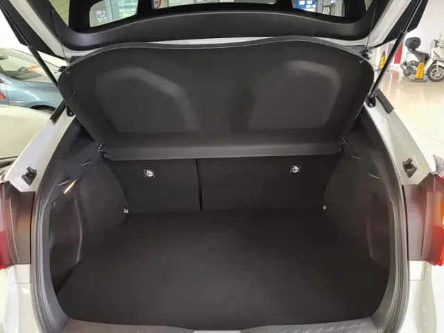 Toyota IZOA — Фото автомобиля 18
