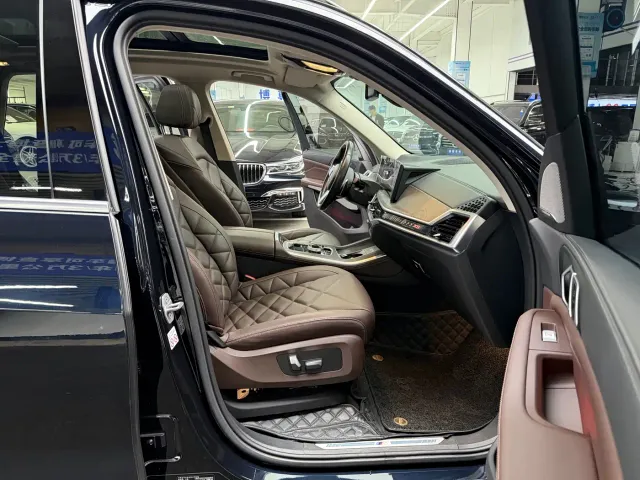 BMW X5 — Фото автомобиля 17