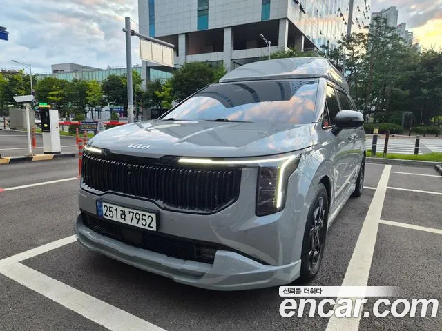 Фотография автомобиля — Kia Carnival Generation 4