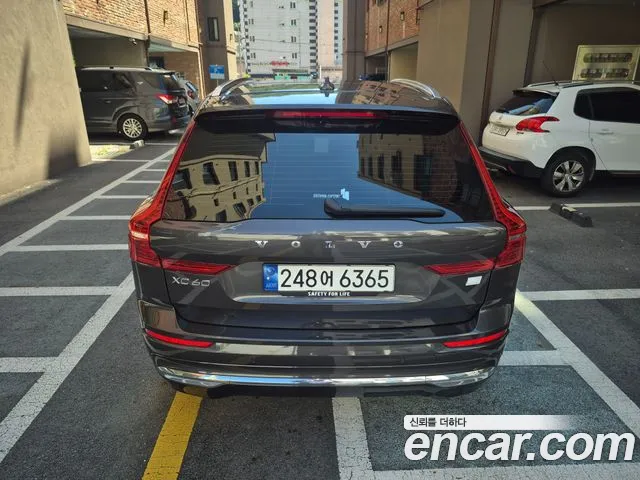 Volvo XC60 Generation 2 — Фото автомобиля 5