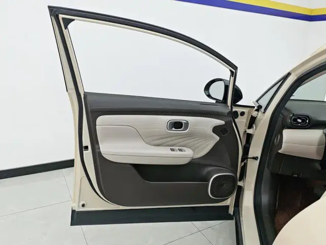 GAC Aion UT — Фото автомобиля 7