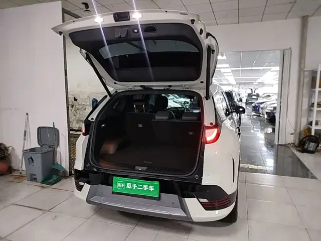 Hyundai ELEXIO — Фото автомобиля 18