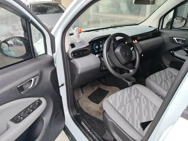 Leapmotor T03 — Фото автомобиля 15