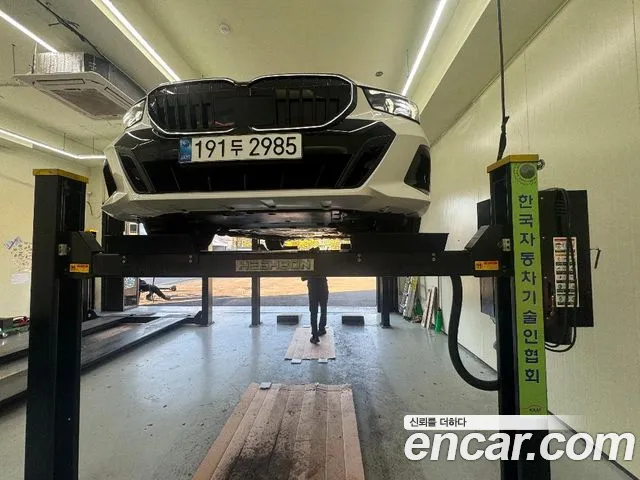 Фотография автомобиля — BMW 5 Series